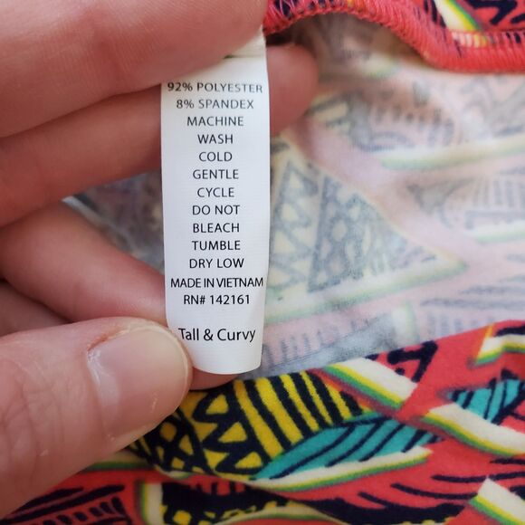 NEW LuLaRoe Pink Geometric Leggings - Picture 8 of 8